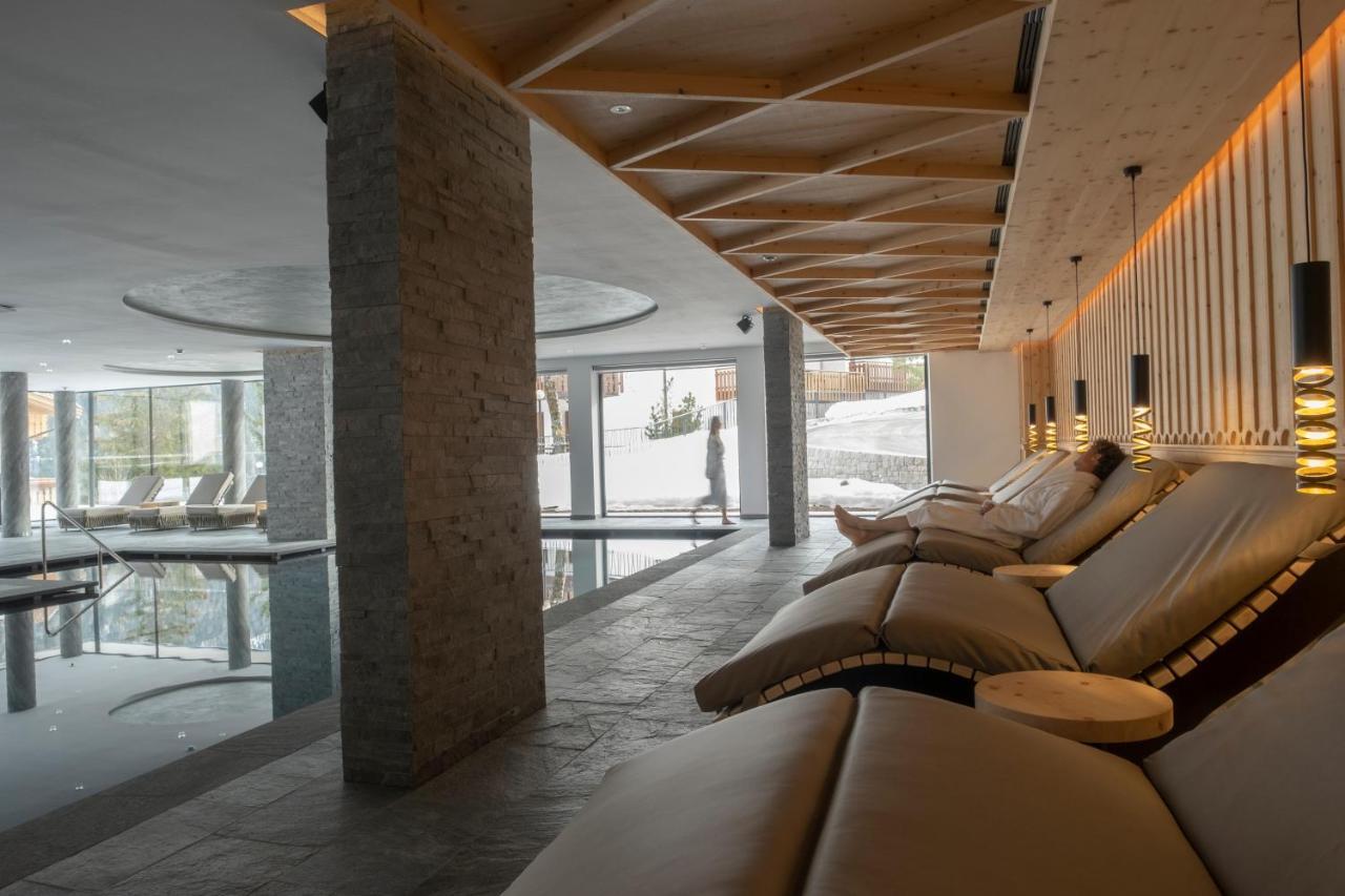 Ciampedie Luxury Alpine Spa Hotel Vigo di Fassa Exterior foto